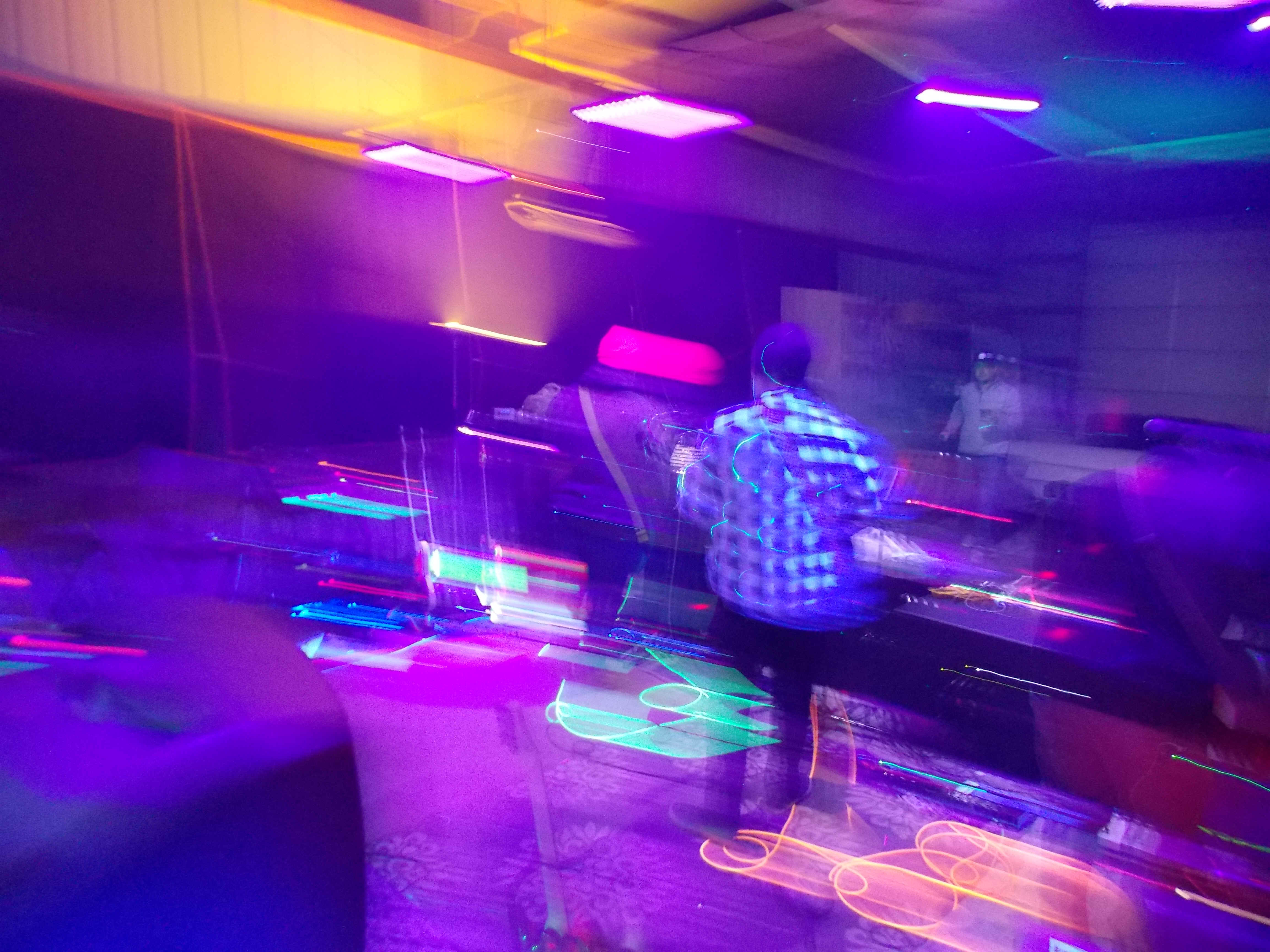 Dscn0105.jpg (3711231 bytes)